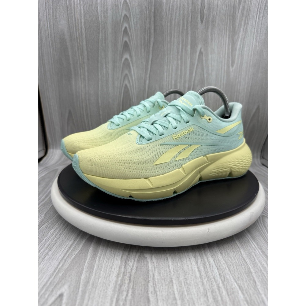 Reebok Zignition Womens Size 9.5 Glitch Aqua Yellow Haze Mesh Running Shoes NEW